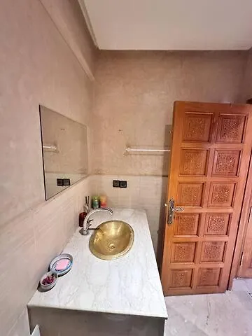 Central Gueliz Apartment Bright & Peaceful Marrakesz